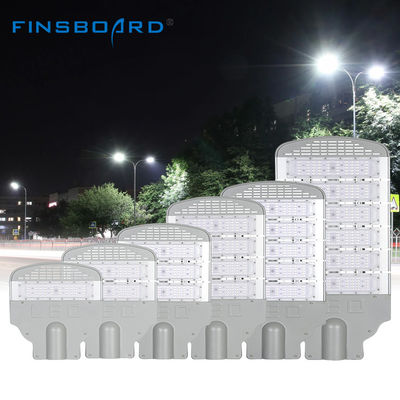 IP65 방수 고투과율 다이캐스팅 알루미늄 LED 가로등 (야외 환경용)