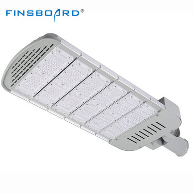 IP65 방수성 SMD3030 LED 스트리트 라이트 130-140lm/w 효율