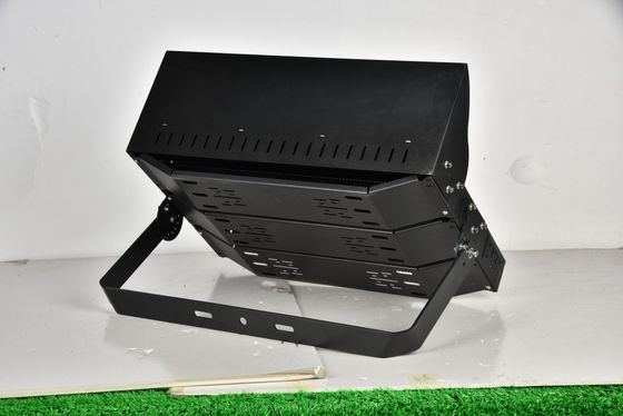 750W 브래킷 마운트 LED 경기장 조명 IP67 방수 등급 및 50000 시간 공원 및 아레나 수명